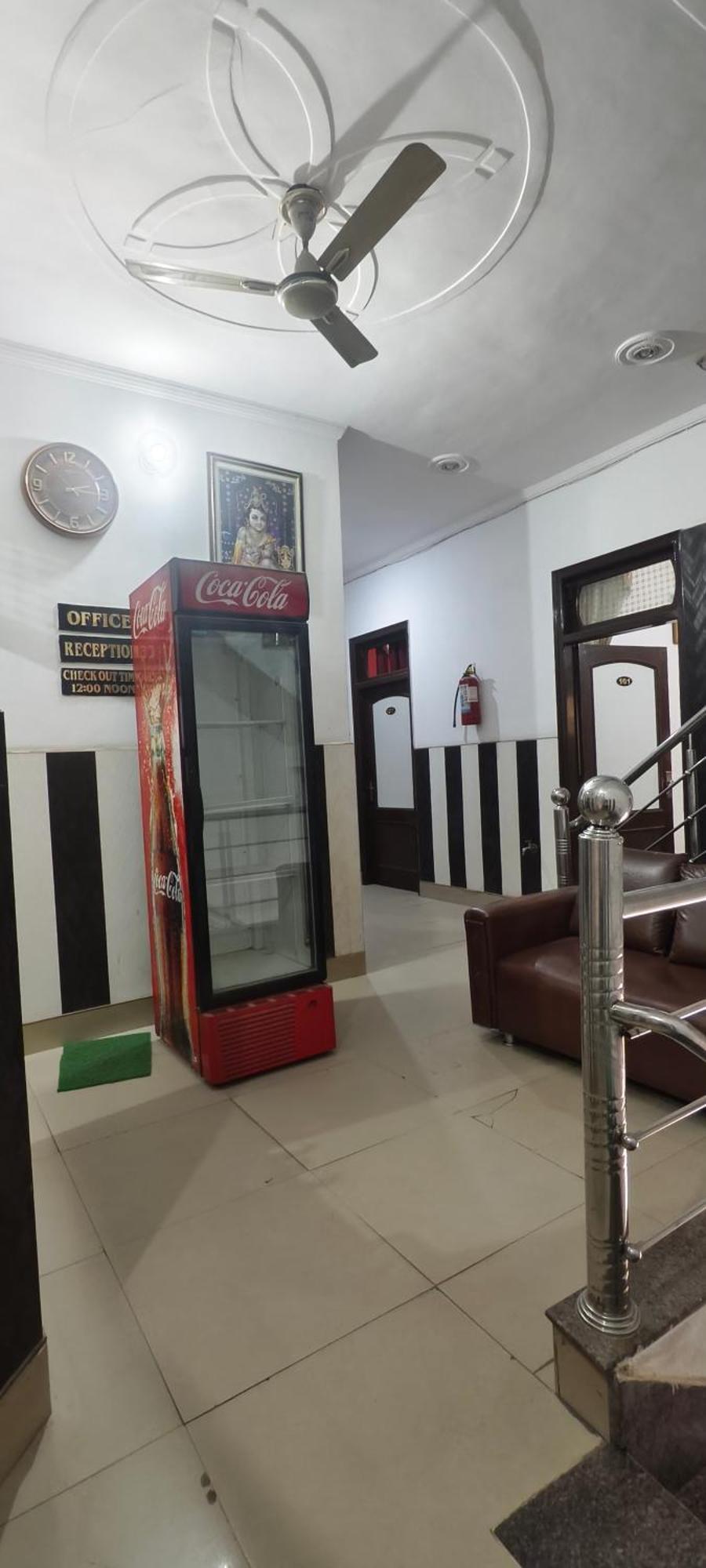 Surya Hotel Sirsa Kültér fotó